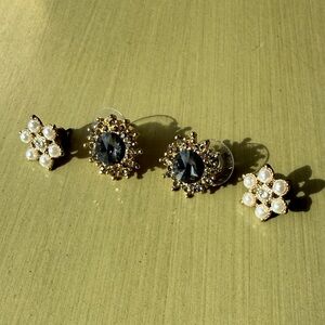 Two Pairs of Elegant Gold Stud Earrings Gemstone Pearl